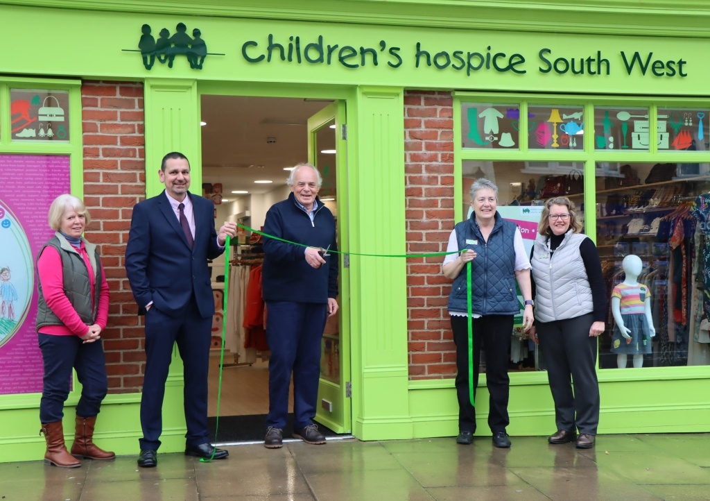 CHSW co-founder and chief executive Eddie Farwell officially opens the charity’s new Wellington charity shop with CHSW head of retail Chris Judd and volunteer Monica Carter (left), and shop manager Juelz Graham and manager’s assistant Jane Taylor (right).