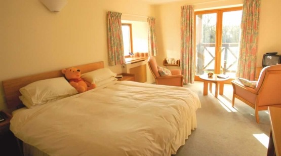 Family accommodation - bedroom at hospice