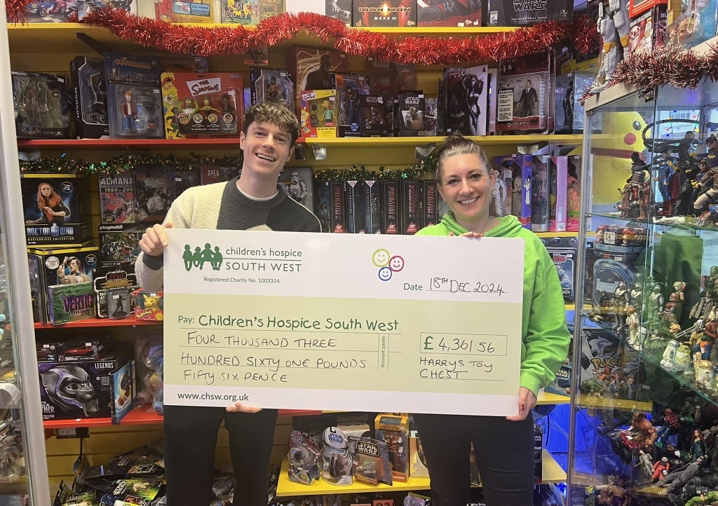 Amanda and Harry with his cheque