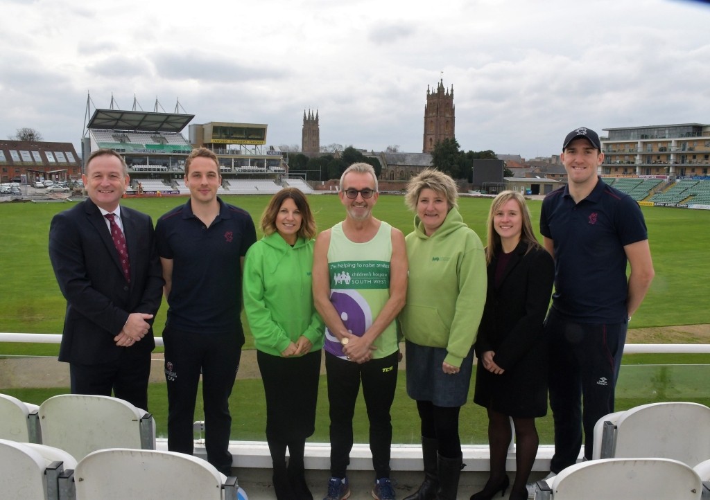 Andy Nash with Somerset CCC CEO Andrew Cornish, players Sophie Luff, Josh Davey and Craig Overton, and Emma Perry and Tracy Harvey from Children’s Hospice South West at the Cooper Associates County Ground in Taunton.